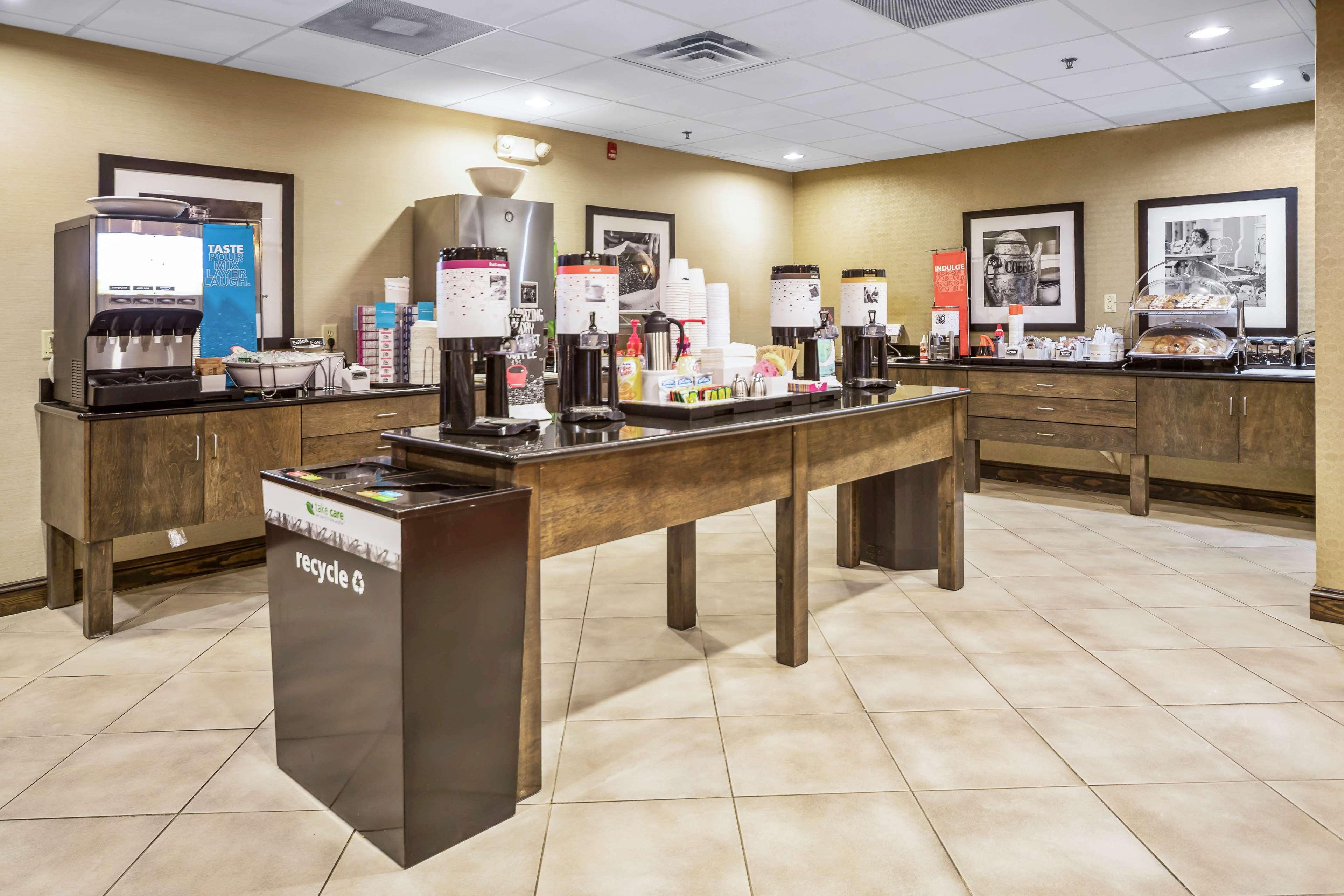 Hampton Inn Wilson Downtown Exteriér fotografie